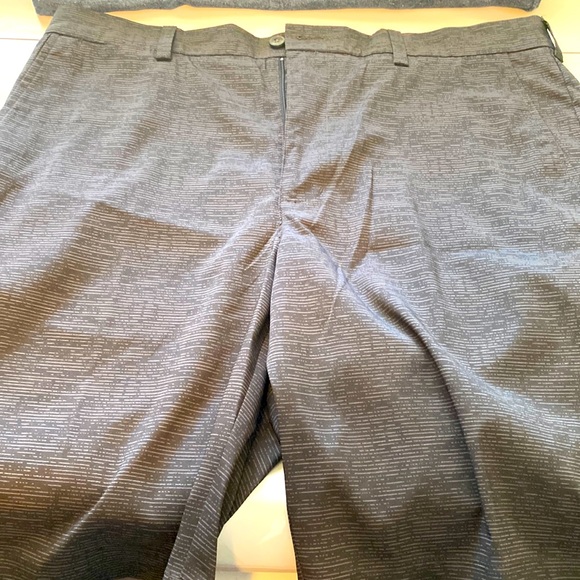 PGA tour golf shorts size 36 NWOT - Picture 1 of 3